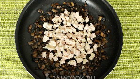 тарталетки с курицей и грибами