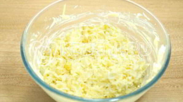 тарталетки с пикантным салатом