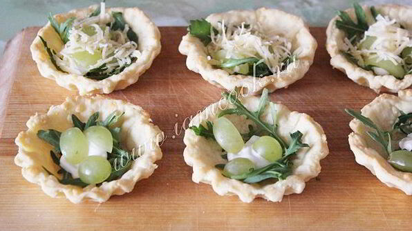 тарталетки с сыром