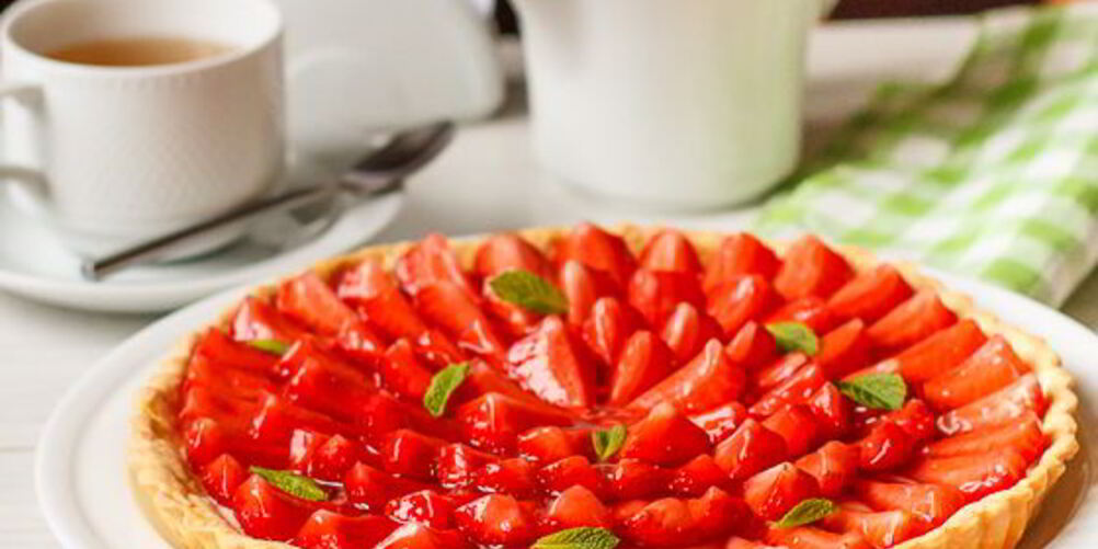 Рецепт клубничного тарта с заварным кремом