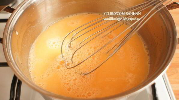 миндальный тарт с грейпфрутовым кремом, белым шоколадом и маскарпоне