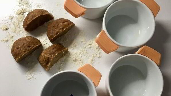 мини-тарты с салатом из индейки и овощей