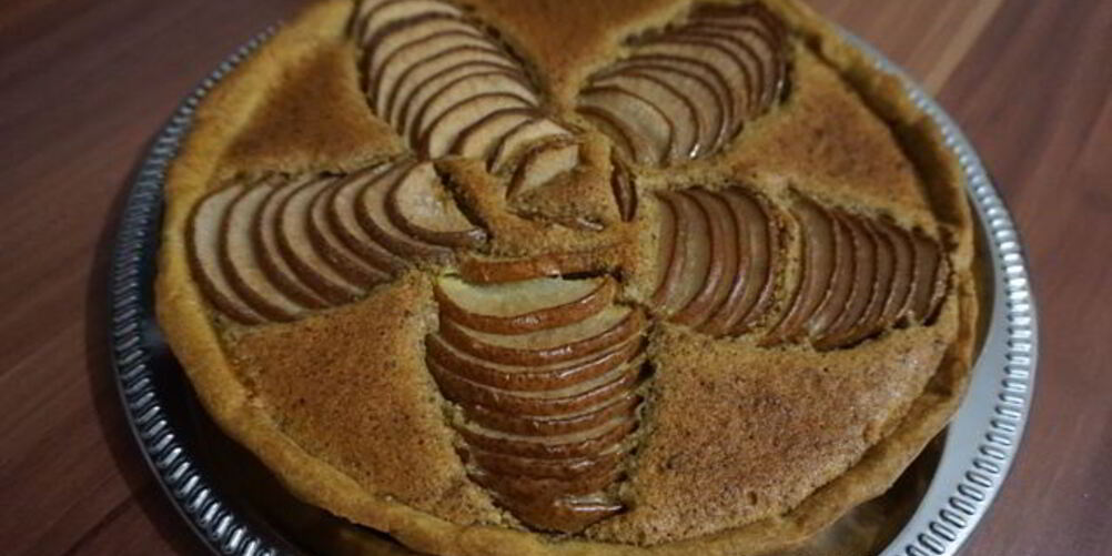 Рецепт тарта с грушами и миндалем