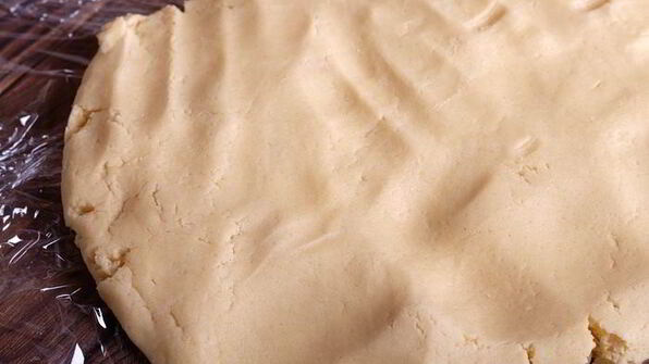 тарт с карамелизованными яблоками