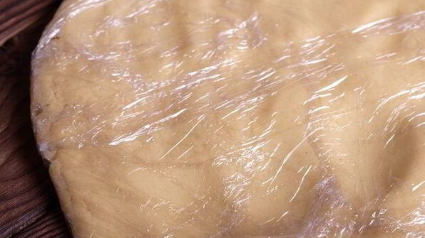 тарт с карамелизованными яблоками