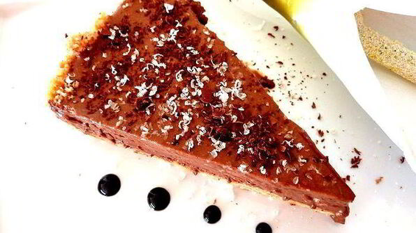 тарт с шоколадным муссом