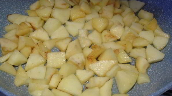 тарт с яблоками и boudin noir