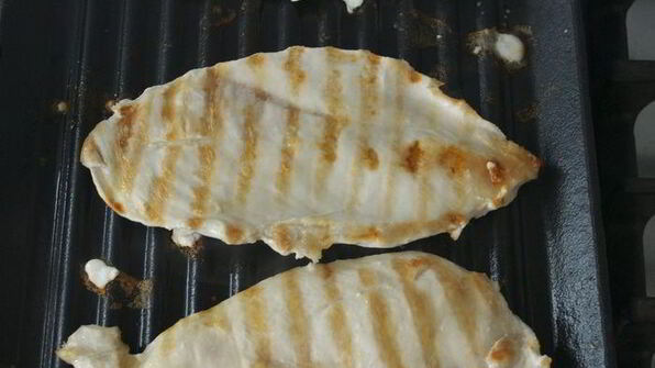 томаты, фаршированные гавайским куриным салатом