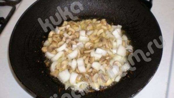 яичница с грибами и лососем по-калифорнийски