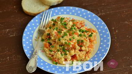 Яичница с помидорами