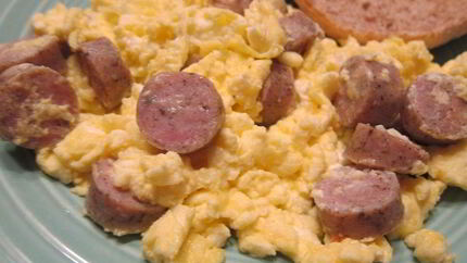 Яичница с сосиской