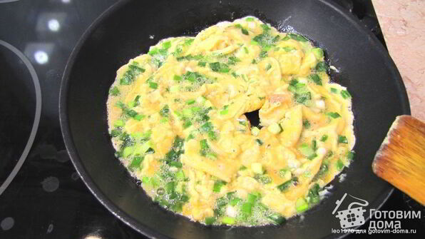 яичница с зеленым луком
