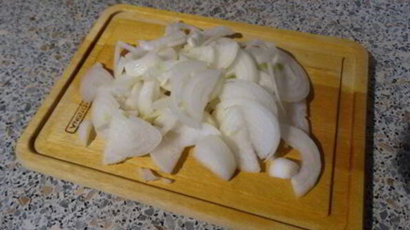 запечённая глазунья с вялеными томатами