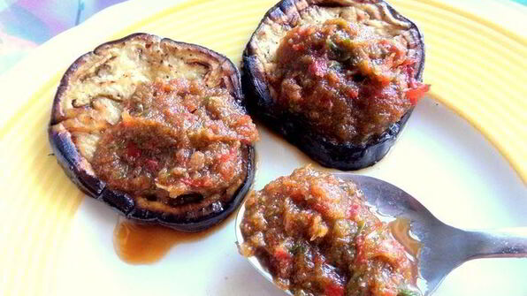 закуска из баклажанов с помидорами
