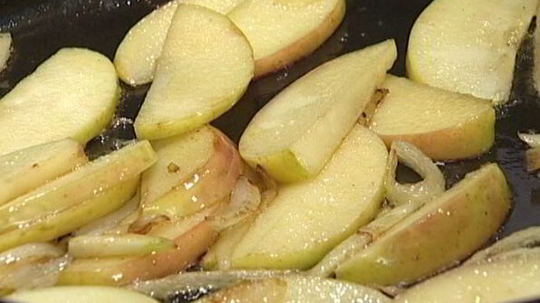 закуска из селедки с яблоками