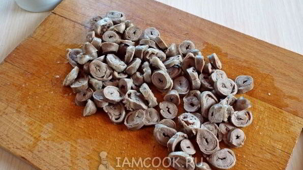 закуска из запеченного перца с куриными сердечками