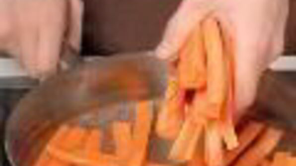 заливное из белой рыбы в свекольном желе