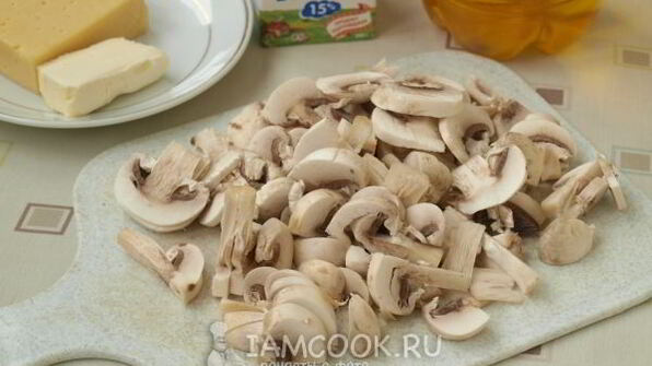 жульен с грибами и сыром