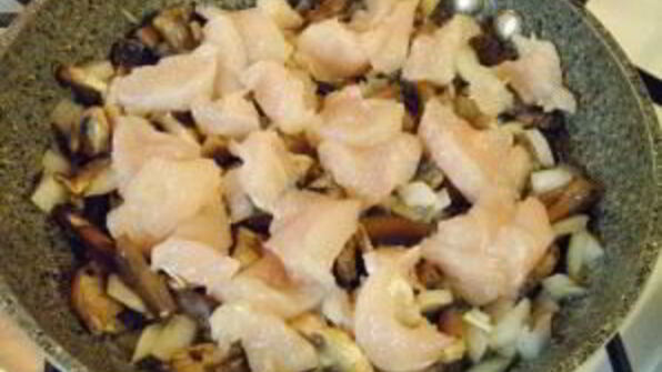 жульен в тарталетках с грибами и курицей