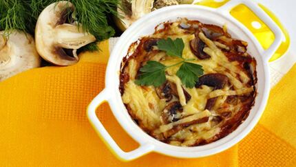 Жюльен из шампиньонов с сыром