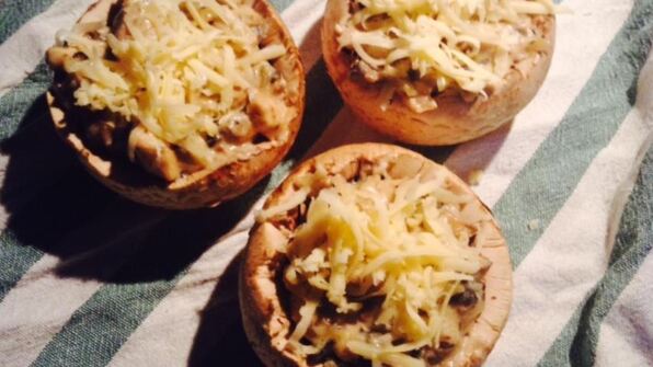 жюльен в грибных шляпках